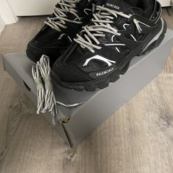 Balenciaga tracks