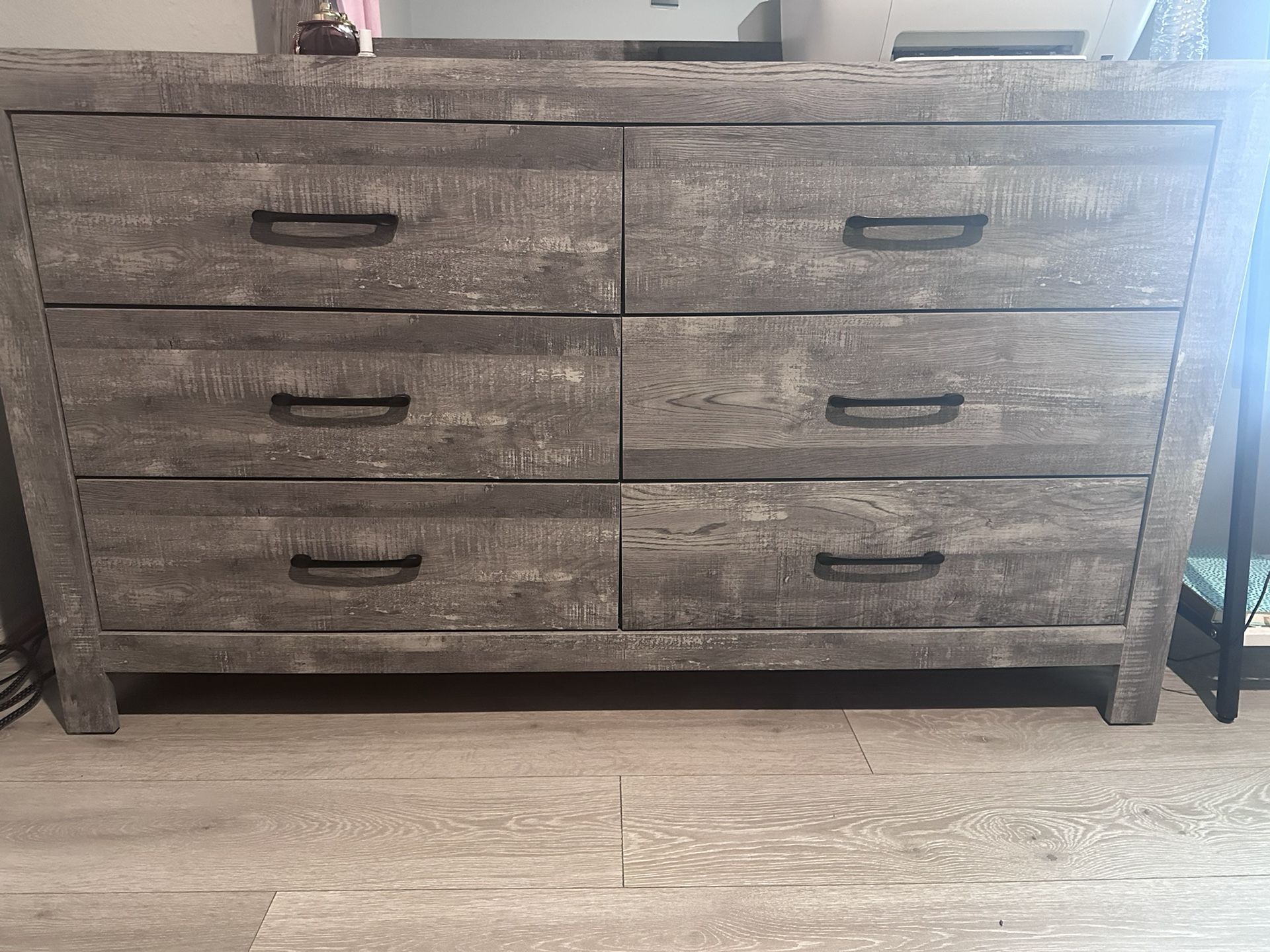 Dresser