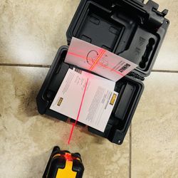 Dewalt 40ft. Red Self-Leveling Cross Line Laser Level with (2) AA Batteries & Carrying/Storage Case