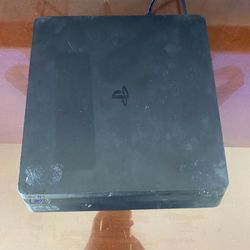 500GB PS4 Slim + Controller 