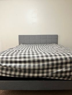 Queen bed frame with head board