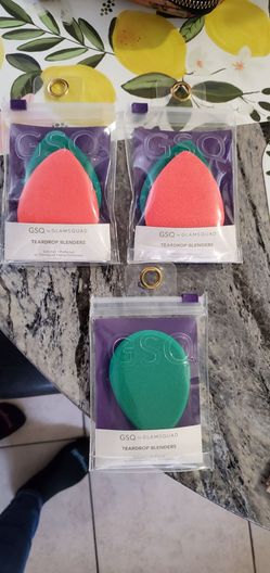 New GSQ Makeup Blenders Bundle
