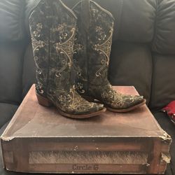 Women’s Rodeo Boots 
