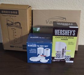 Hershey Burger Fry Set Container and Tray all for $10