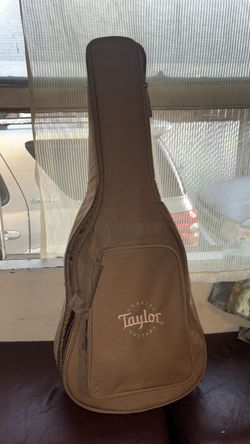 ACOUSTIC ELECTRIC GUITAR