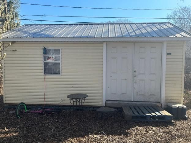 12x24 Tiny House / Office Space - Price NEGOTIABLE 