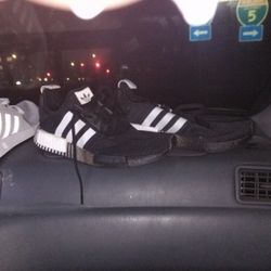 ADIDAS Glitch Black and White Shoes