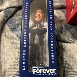 Jim Calhoun Bobblehead Doll UCONN Huskies Basketball CT NCAA w/box