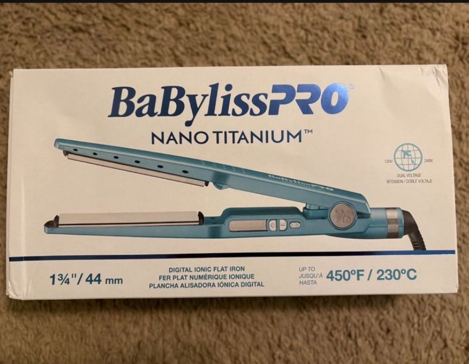 Brand New Baby Bliss Pro Nano Titanium Straightener