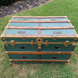 Antique R.G.G. Neverbreak Steamer Trunk