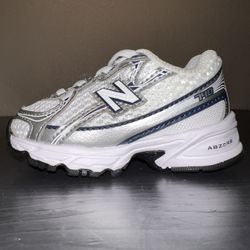 Toddler New Balance 740 Bungee Size 4c