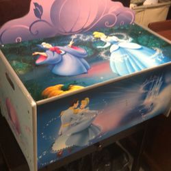 Kids story wooden bench