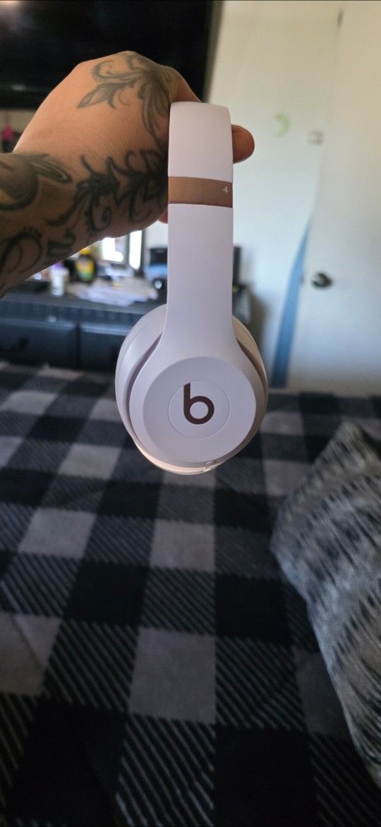 Beats By Dre Solo 4