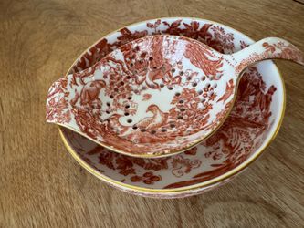 Bone China tea strainer and bowl