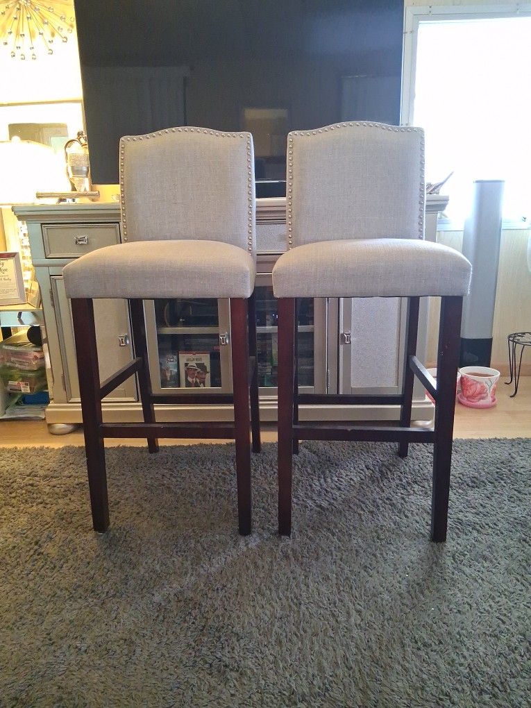 BAR STOOLS