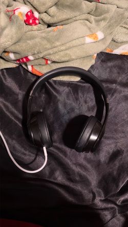 Beats Solo 4