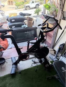 PELOTON, PRACTICALLY BRAND NEW