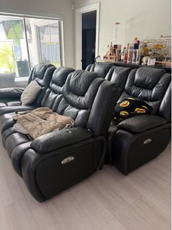 Recliner sofa/ need then out asap