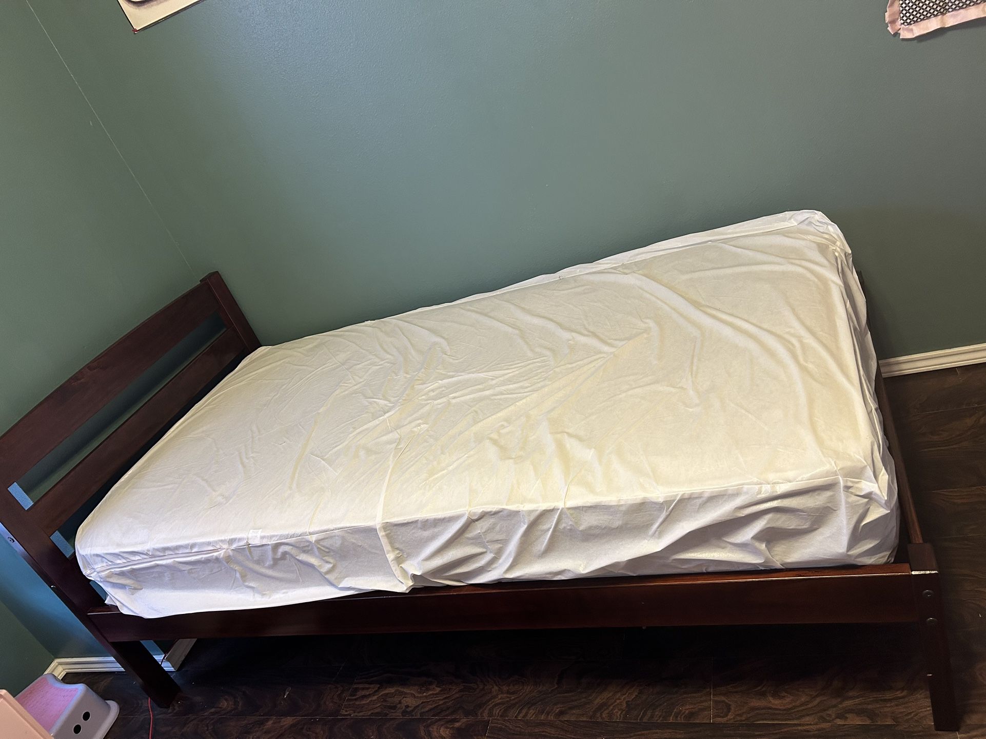 Twin Bed Frame And Mattress 