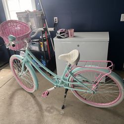 Vivelo 3  speed  28 Inch Donatella Vicky Bike  New  Never Ridden  