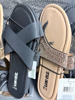NEW WOMENS SANDALS
