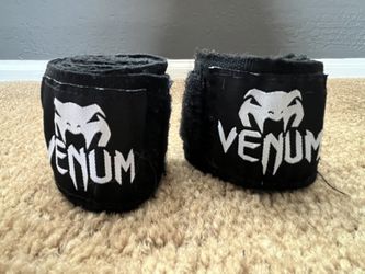 Kids Venum Handwraps Size 2.5 Meters