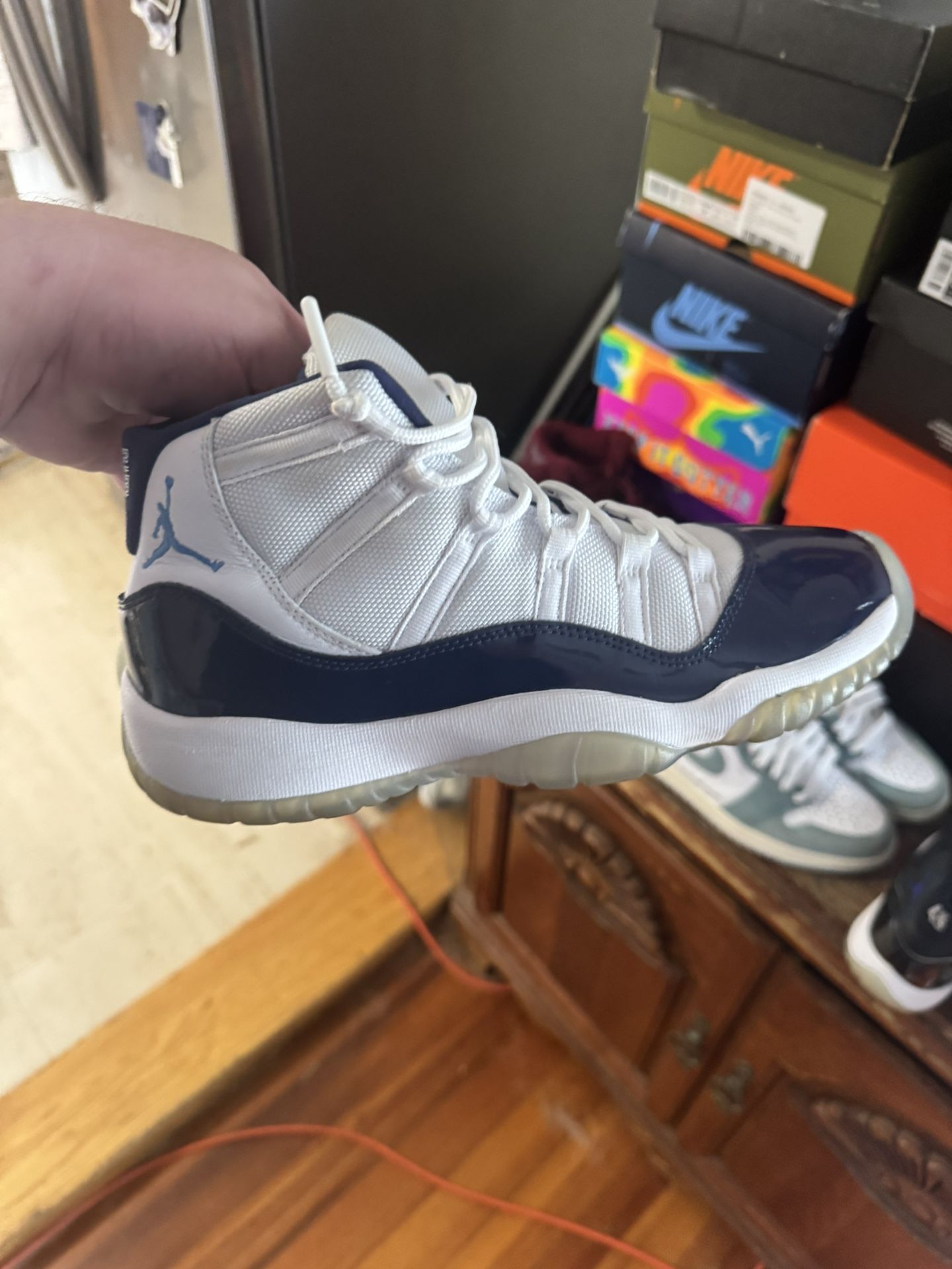 Jordan 11 Win Like 86 Size 7y