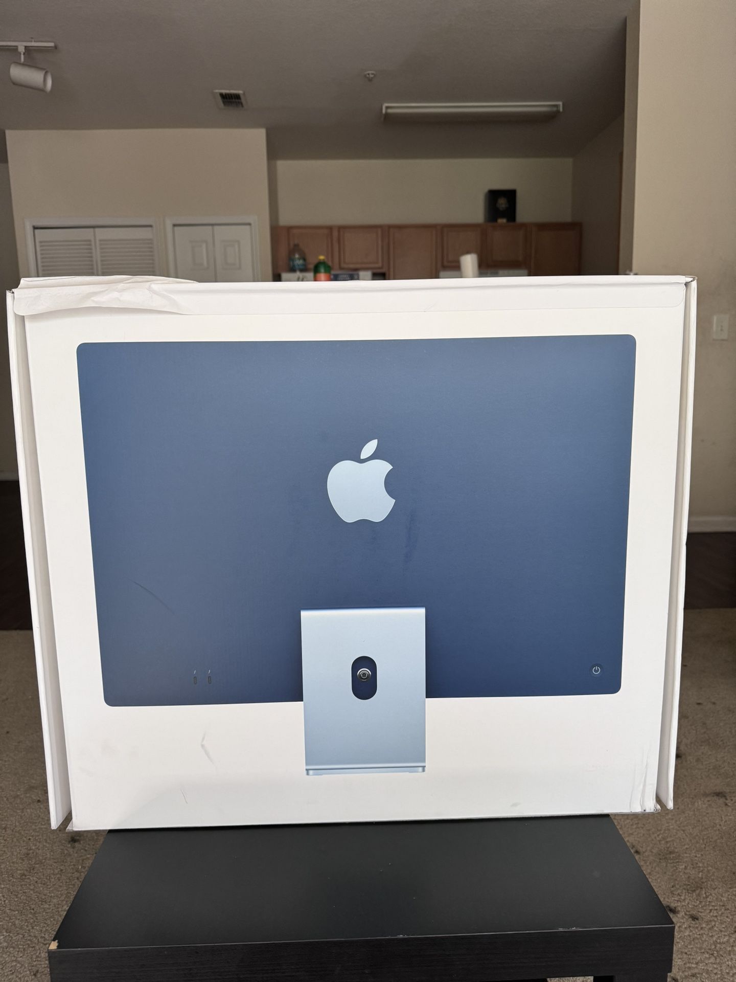 Apple iMac With M1 Chip
