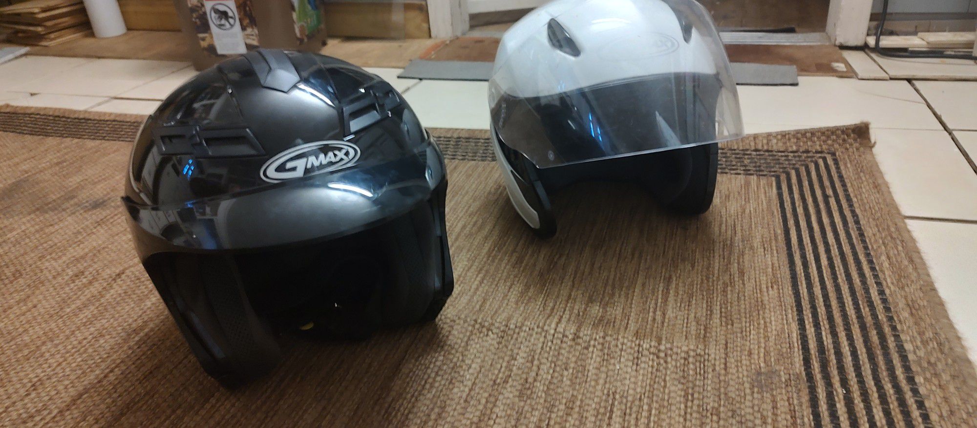 GMax  GM67   X.  2 Motorcycle Helmets
