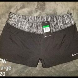 Brand New Womens/Juniors Jrs NIKE Running Shorts. Size L/Large.