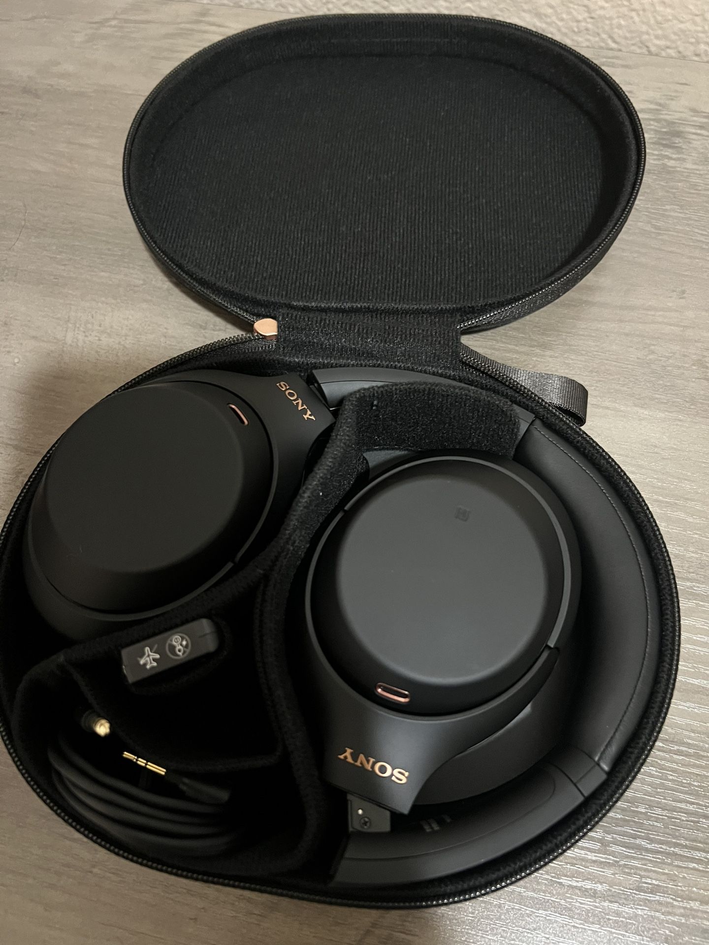 Sony Wireless Noise Cancelling Headphones 