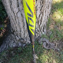 EASTON "BIG BARRELL " BAT ( SEE PICS) LOCATED IN GLENDORA  CHECK OUT MY PAGE ALOT OF BASEBALL EQUIPMENT FOR SALE  "CHEAP "