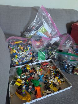 Lego collection mini figures
