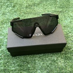 Men’s Black Glasses 