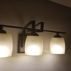 Vanity light