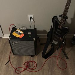 Squier Affinity Series jaguar Bass Charcoal / Fender Rumble 25