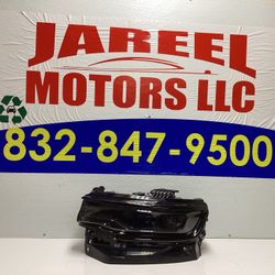 2023 2024 JEEP WAGONEER HEADLIGHT LEFT SIDE 