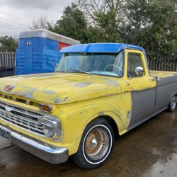 1966 Ford F100 Custom Cab (low rider Truck )