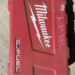MILWAUKEE DRILLS BOX ,no Tools 