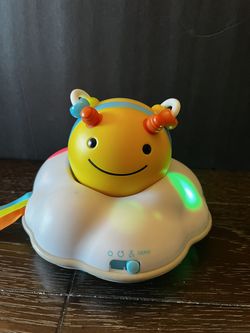 Skip Hop Baby Follow-Me Bee Tummy Time Crawl Toy