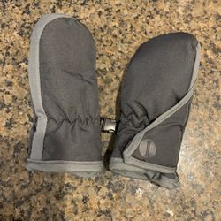 Brand New Toddler Snow Gloves 12-24 Months 