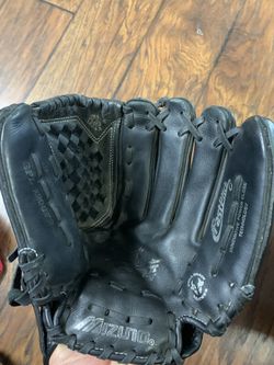 Fastpitch Softball Glove 12” Mizuno Prospect 