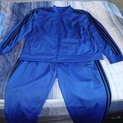 2x Addidas Sweat Suite. Great Conditions. 