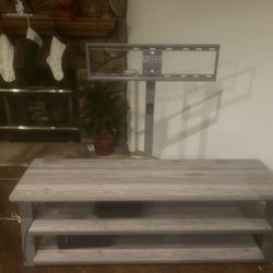 Tv Stand/mount/ Entertainment Center 