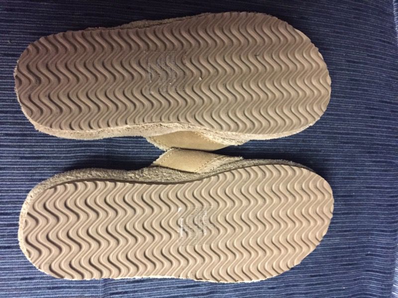 Brookstone NAP Flip-Flop Slippers Small Rare & hard to find new like ...