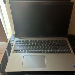 Dell Precision 3571 Touchscreen 
