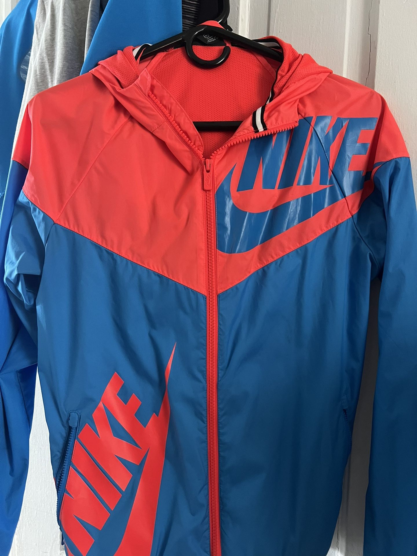 XL Nike Windbreaker 