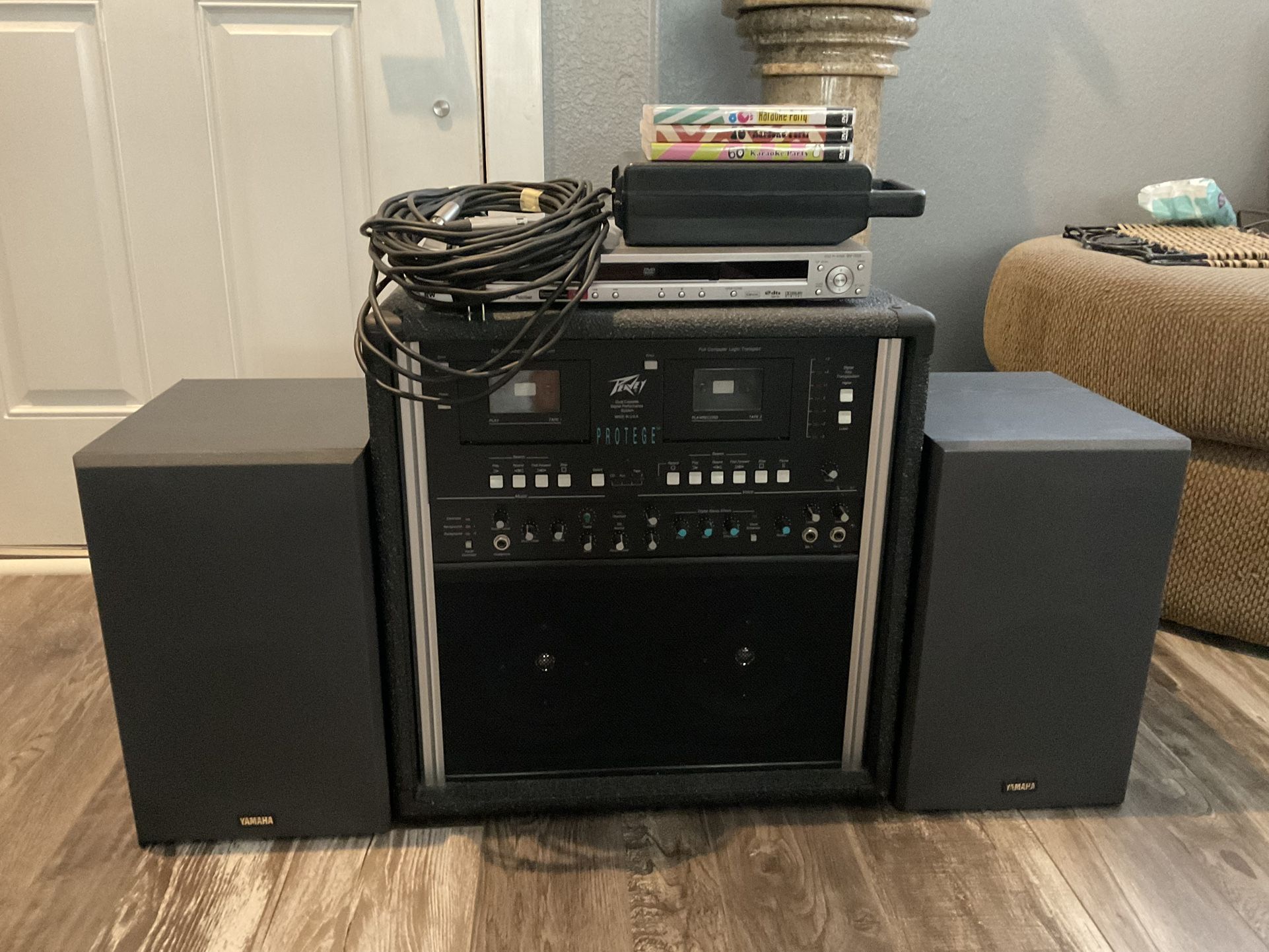 Peavey Protege Professional Karaoke Machine