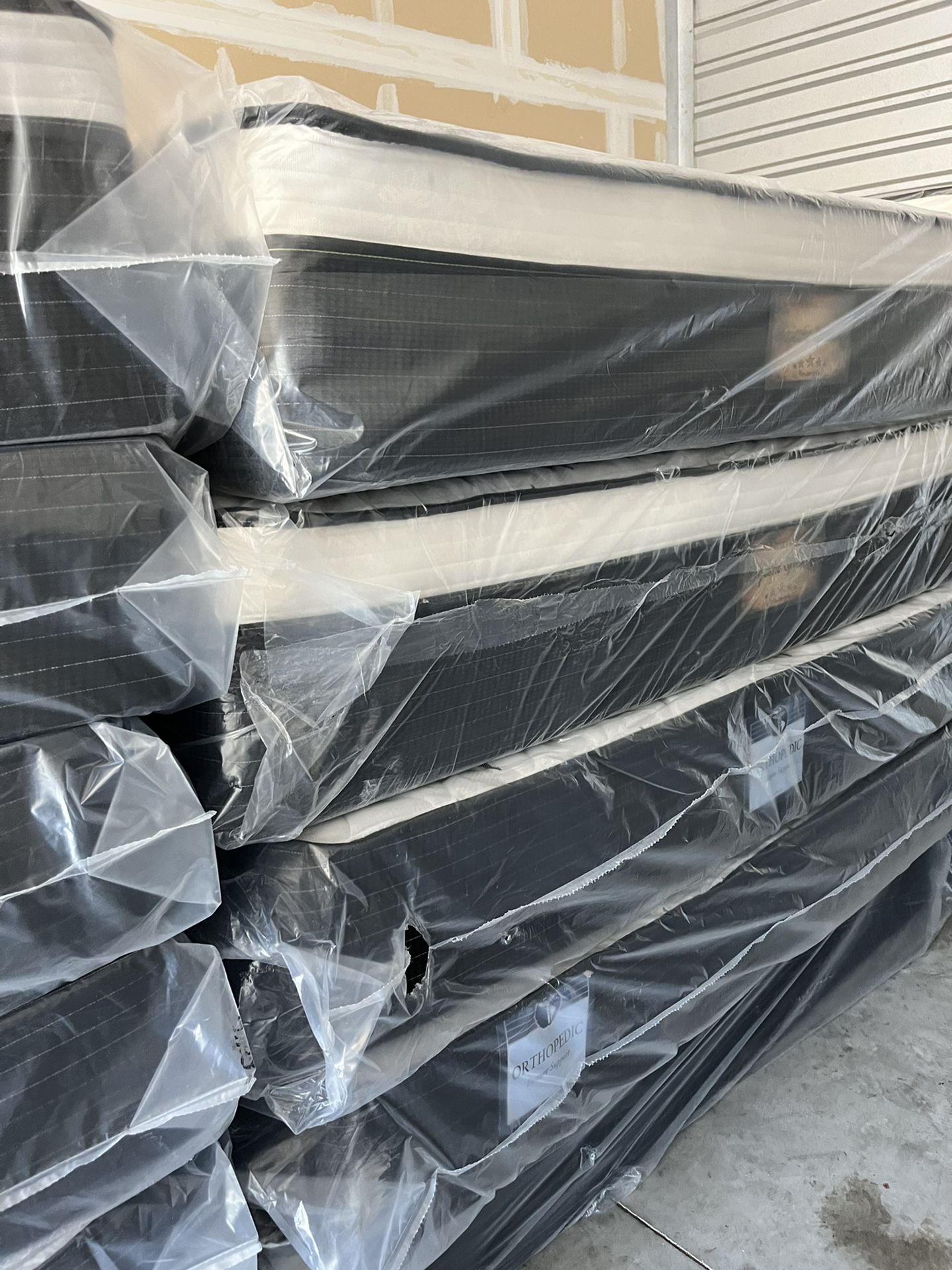 🥳🥳 PILLOW TOP MATTRESS ALL SIZE BRAND NEW STARTING AT $170 BEST PRICE IN TOWN🥳🥳