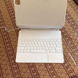 12.9 Magic Keyboard For iPad Air / iPad Pro (pre-M4)
